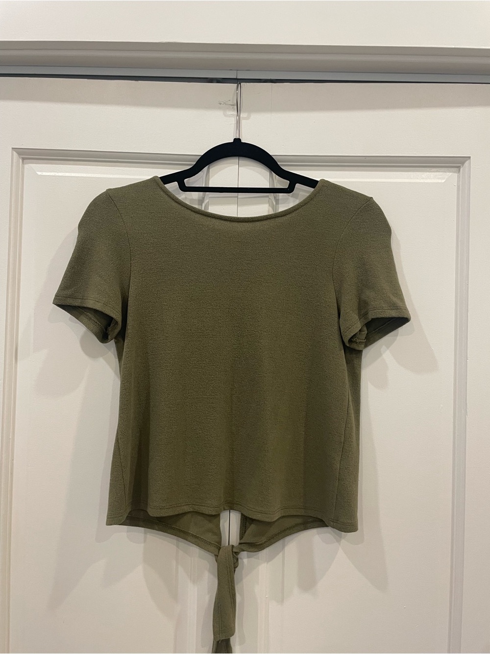 Alya Olive Tie-Front Short Sleeve Crop Top